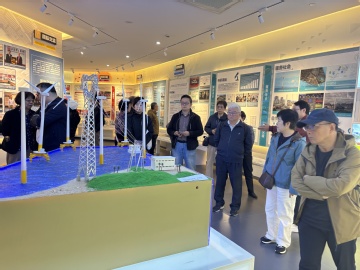 华东理工大学专家莅临我校 共谱能源电力协同发展新篇章