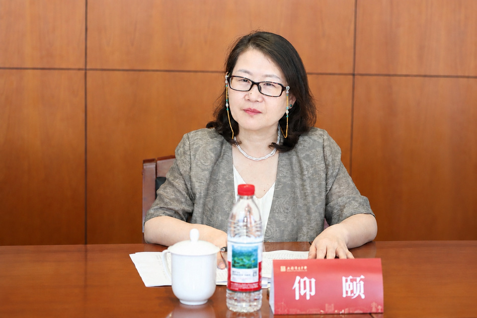 杨浦区侨办、区侨联一行来我校调研 杨浦区侨办、区侨联一行来我校调研