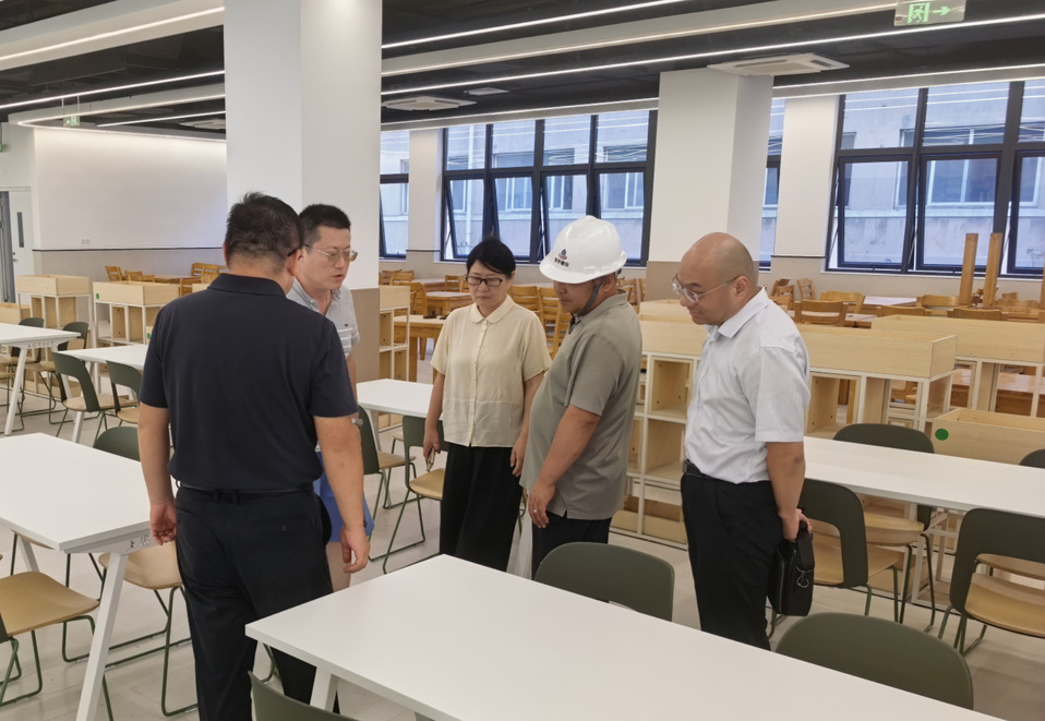 仰颐检查临港三期电力科技大楼及暑期校园修缮项目推进情况 仰颐检查临港三期电力科技大楼及暑期校园修缮项目推进情况