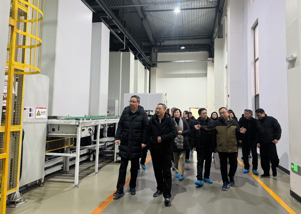 我校与桐城国轩新能源有限公司开展校企合作交流 我校与桐城国轩新能源有限公司开展校企合作交流