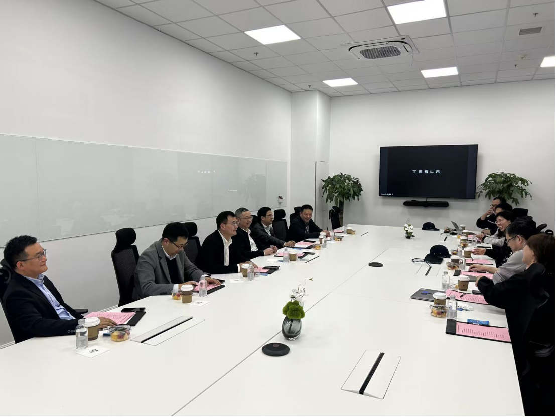 宋来一行调研特斯拉上海超级工厂