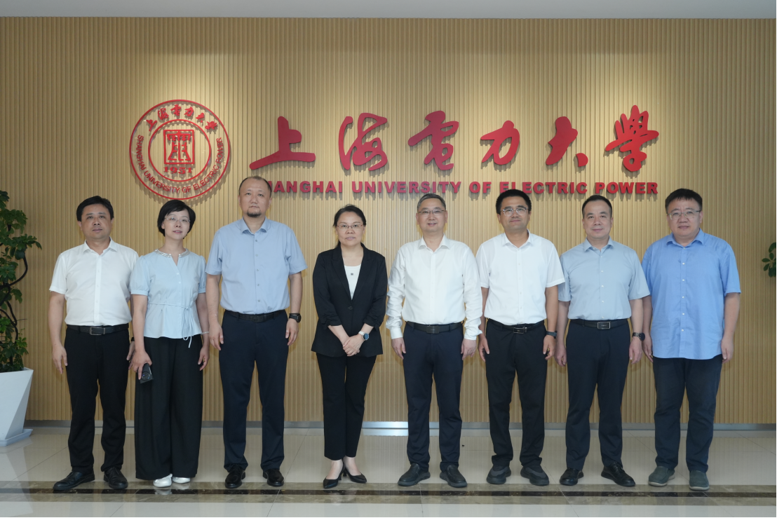 桐城市委市政府领导一行来校调研  共商校地合作新发展
