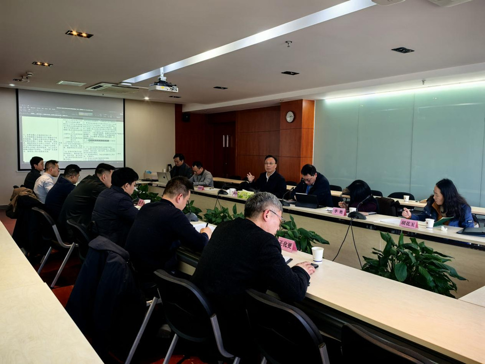 顾春华主持召开校企战略合作协议第一季度工作推进会