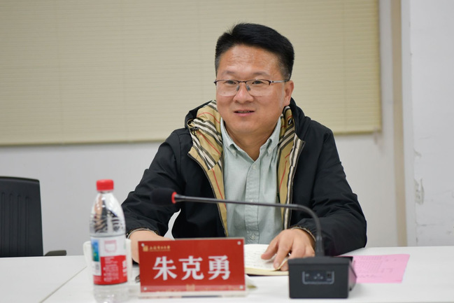 宋来与学生代表共话发展——我校举行“我与校领导面对面”座谈会 宋来与学生代表共话发展——我校举行“我与校领导面对面”座谈会