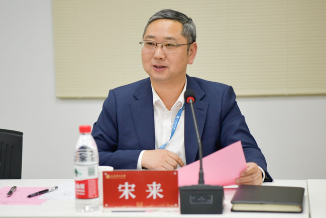 宋来与学生代表共话发展——我校举行“我与校领导面对面”座谈会 宋来与学生代表共话发展——我校举行“我与校领导面对面”座谈会