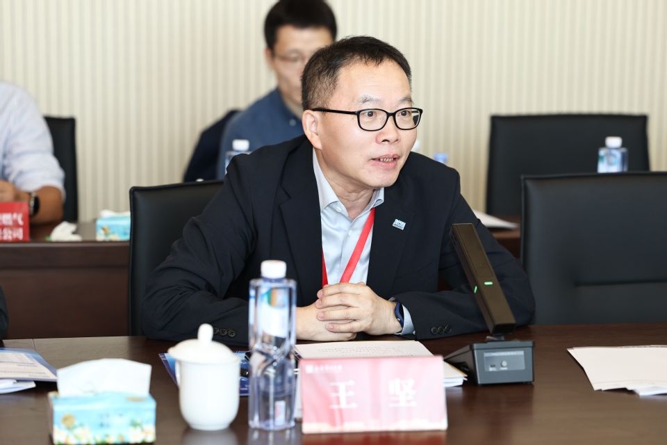 我校召开战略咨询委员会第一次会议 我校召开战略咨询委员会第一次会议