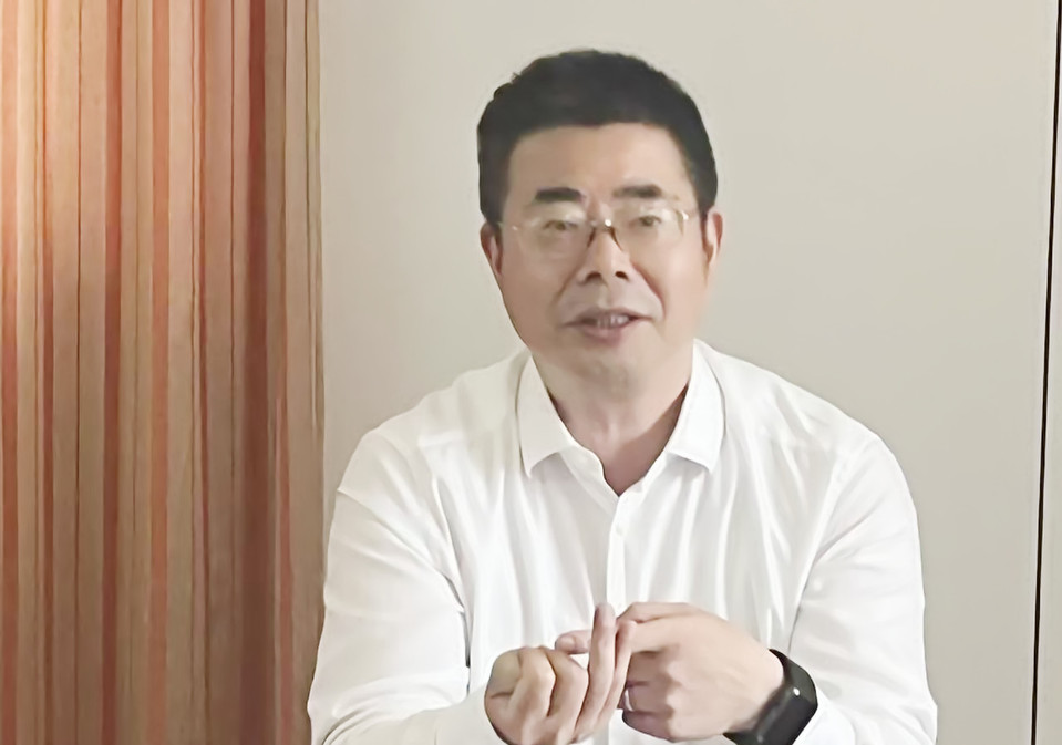 我校与上海联通公司举行校企合作交流座谈会 我校与上海联通公司举行校企合作交流座谈会