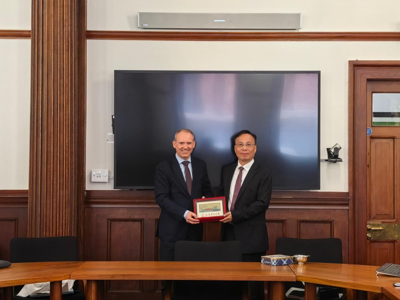 顾春华率团访问英德两国 拓展高水平国际合作网络 顾春华率团访问英德两国 拓展高水平国际合作网络