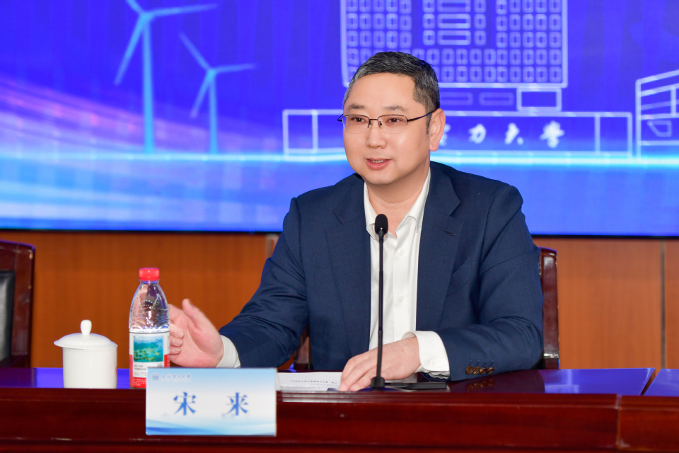 第十二期澎湃大讲堂开讲 国家级教学名师辛忠阐释“人工智能背景下的绿色工程教育”