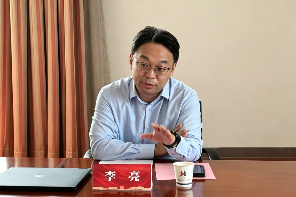 我校与上海市节能减排中心举行校企合作交流座谈会